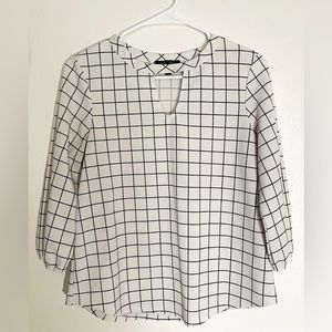 Black and White Business Casual Blouse